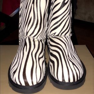 Women's Ugg Classic short Exotic Zebra boots.